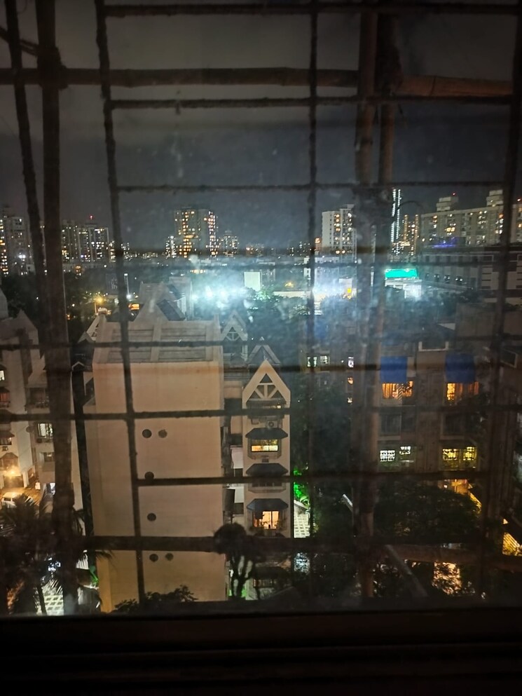 Gym, link-garden 3 Bedroom 1250 Sq.Ft. Apartment In Andheri West Mumbai 6151884