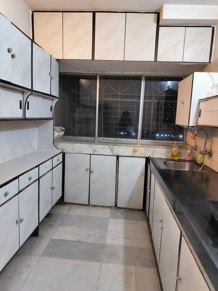 Kitchen, link-garden 3 Bedroom 1250 Sq.Ft. Apartment In Andheri West Mumbai 6151884