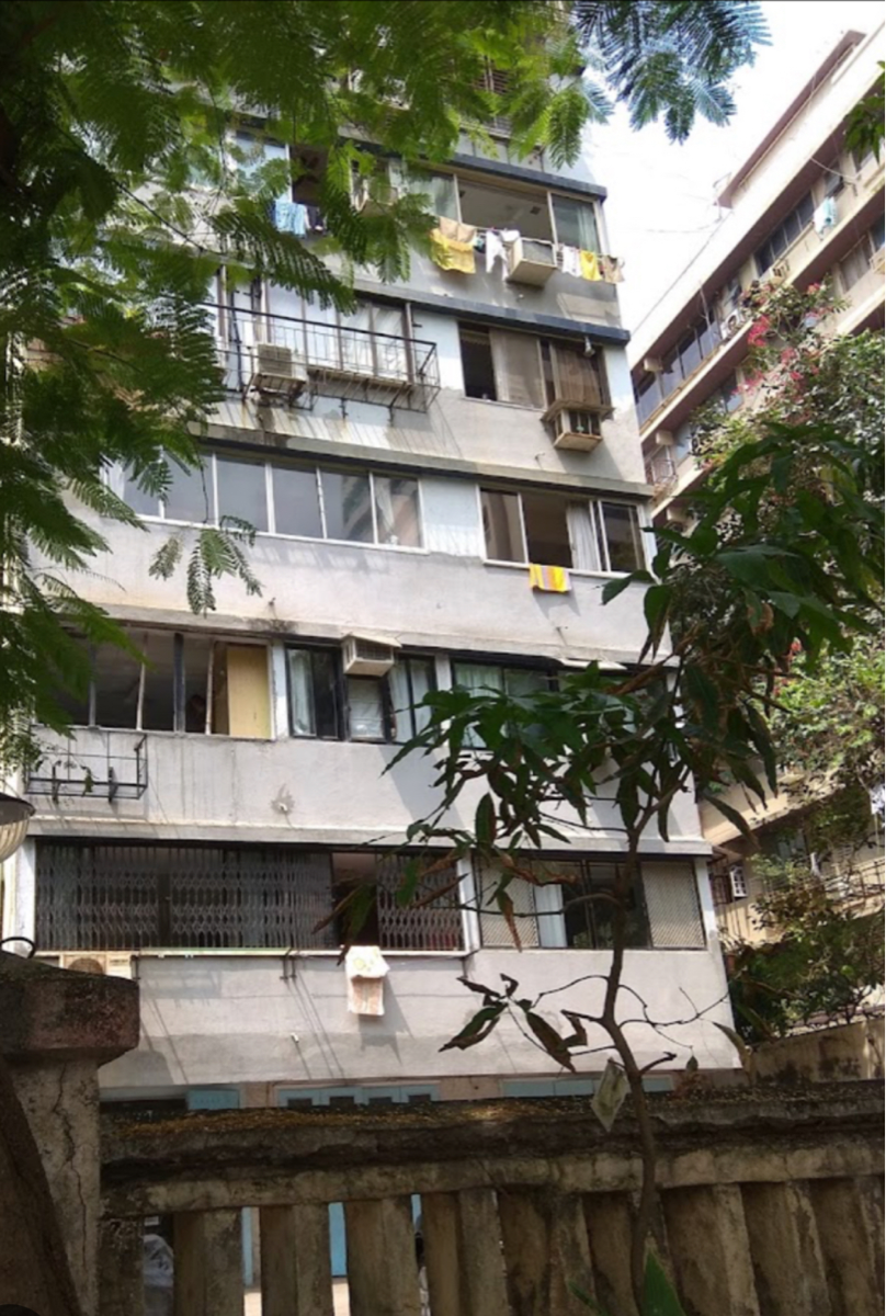 Rental 2.5 Bedroom 1150 Sq.Ft. Apartment in Jeevan Vihar Building