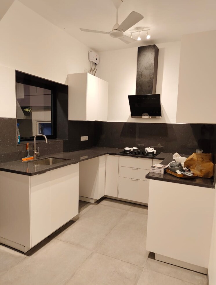 Kitchen, juhu 3 Bedroom 3000 Sq.Ft. Villa In Juhu Mumbai 6152097