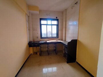 Room in 1 BHK Builder Floor at Dombivli West – for Rent