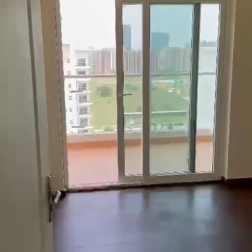 Room in 2 BHK Apartment at Shree Vardhman Victoria, Sector 70 – for Rent