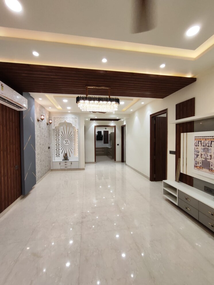 undefined, sector 88 4 Bedroom 300 Sq.Yd. Builder Floor In Sector 88 Faridabad 6154760