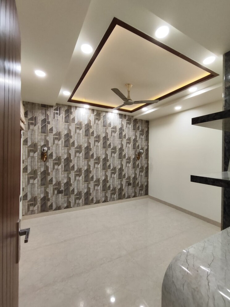 Bathroom, sector 88 4 Bedroom 300 Sq.Yd. Builder Floor In Sector 88 Faridabad 6154787