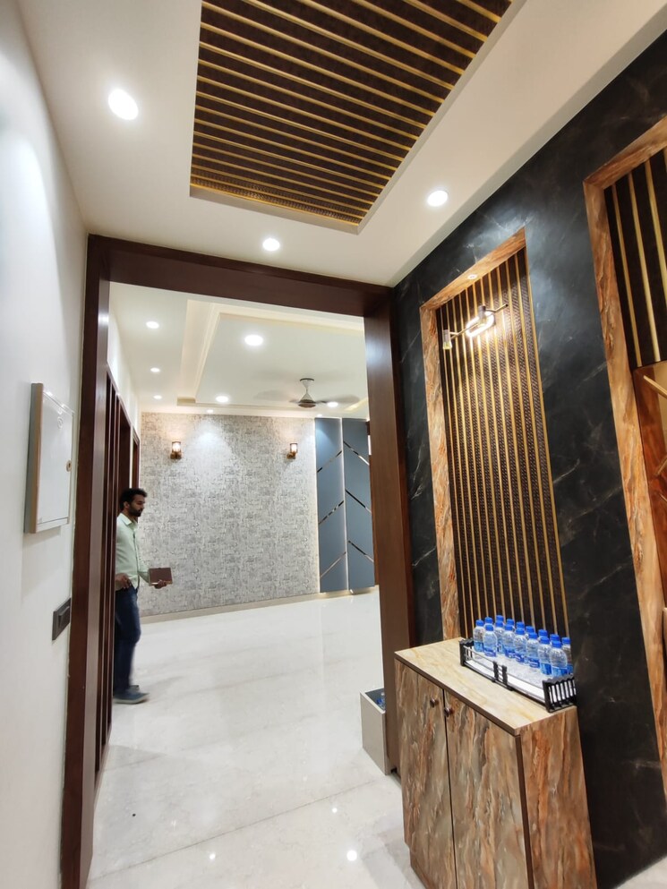 Team Area, sector 88 4 Bedroom 300 Sq.Yd. Builder Floor In Sector 88 Faridabad 6154799