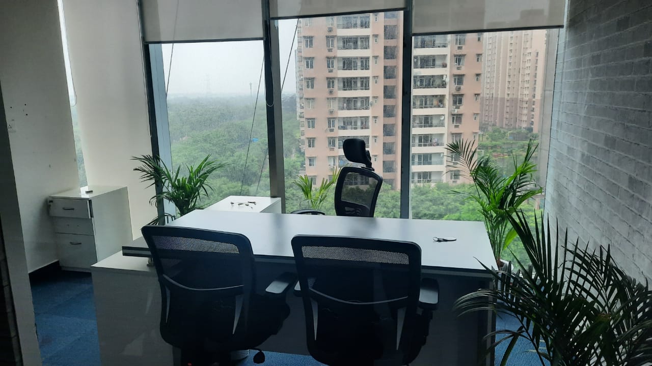 Rental Commercial Office Space 860 Sq.Ft. in ET World Trade Tower