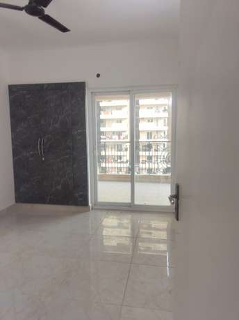 3 BHK Apartment For Rent in Siddharth Vihar Ghaziabad 6156816
