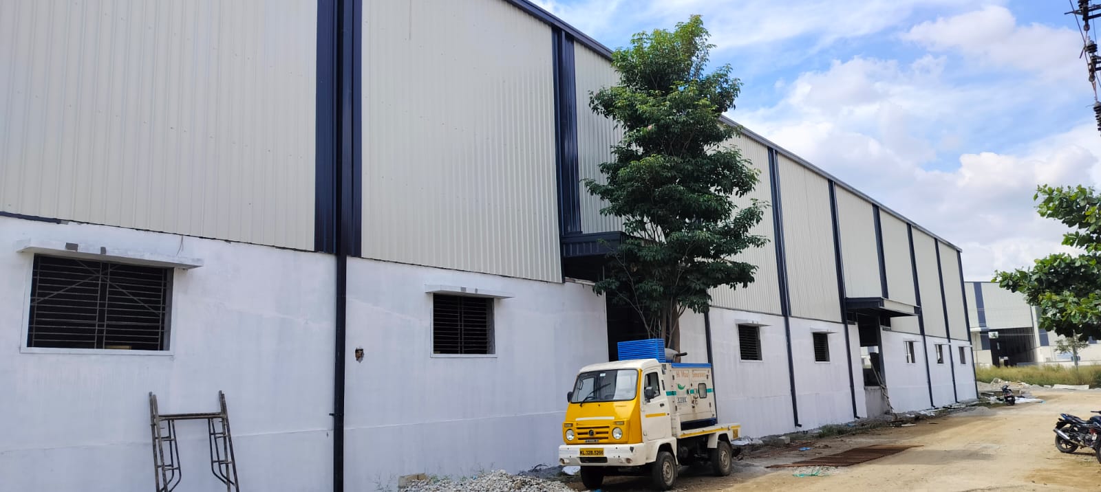 Resale Commercial Warehouse 13200 Sq.Ft. in Kumbalgodu Bangalore 6158204