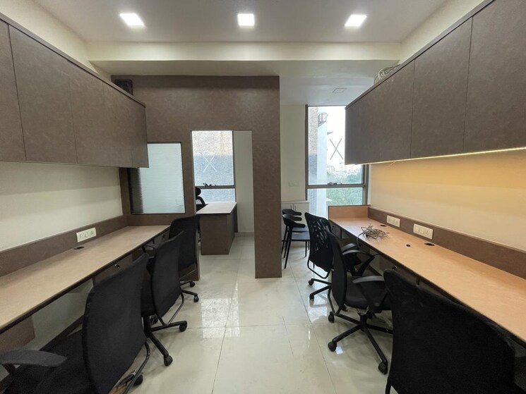 Team Area, solitaire-2 Commercial Office Space 325 Sq.Ft. In Malad West Mumbai 6160152