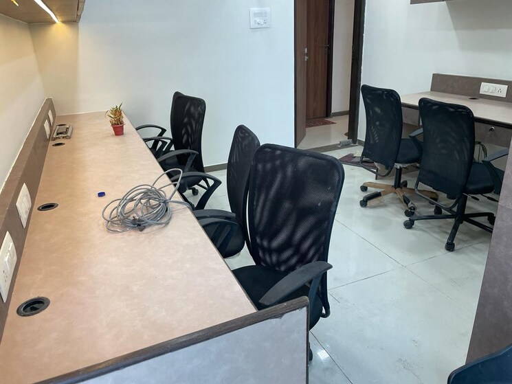 Team Area, solitaire-2 Commercial Office Space 325 Sq.Ft. In Malad West Mumbai 6160152