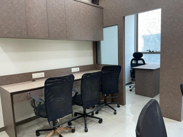 Team Area, solitaire-2 Commercial Office Space 325 Sq.Ft. In Malad West Mumbai 6160152