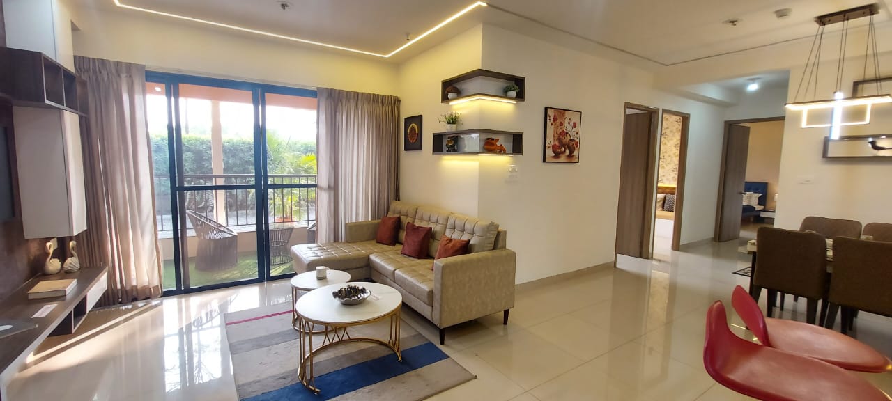 Resale 2 Bedroom 730 Sq.Ft. Apartment in Magarpatta Riverview City