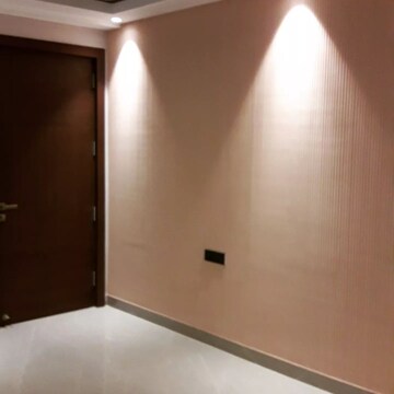 Room in 3.5 BHK Apartment at Unitech Harmony, Sector 50 – for Rent