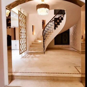 Staircase in 4 BHK Villa at Ansal Sushant Lok I, Sector 43 – for Rent