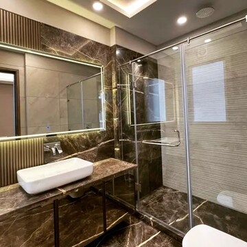 Attached Bathroom in 4 BHK Villa at Ansal Sushant Lok I, Sector 43 – for Rent