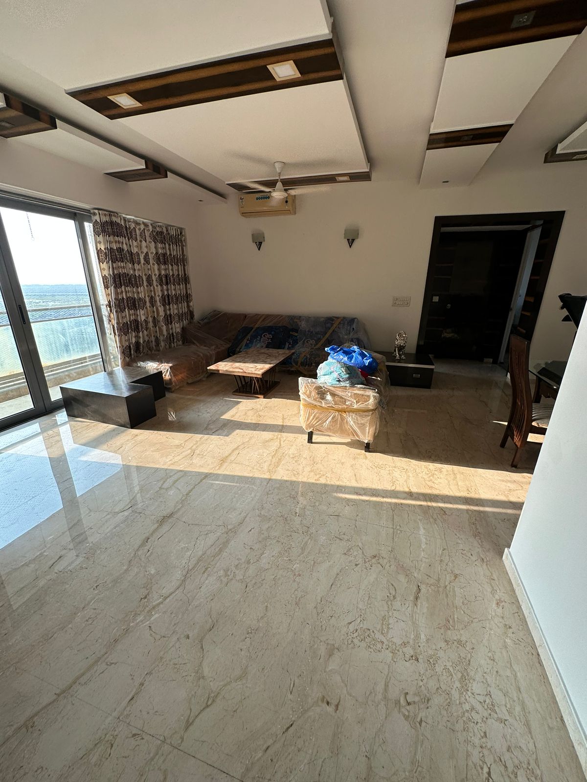 Rental 3.5 Bedroom 1500 Sq.Ft. Apartment in Imperial Heights Goregaon