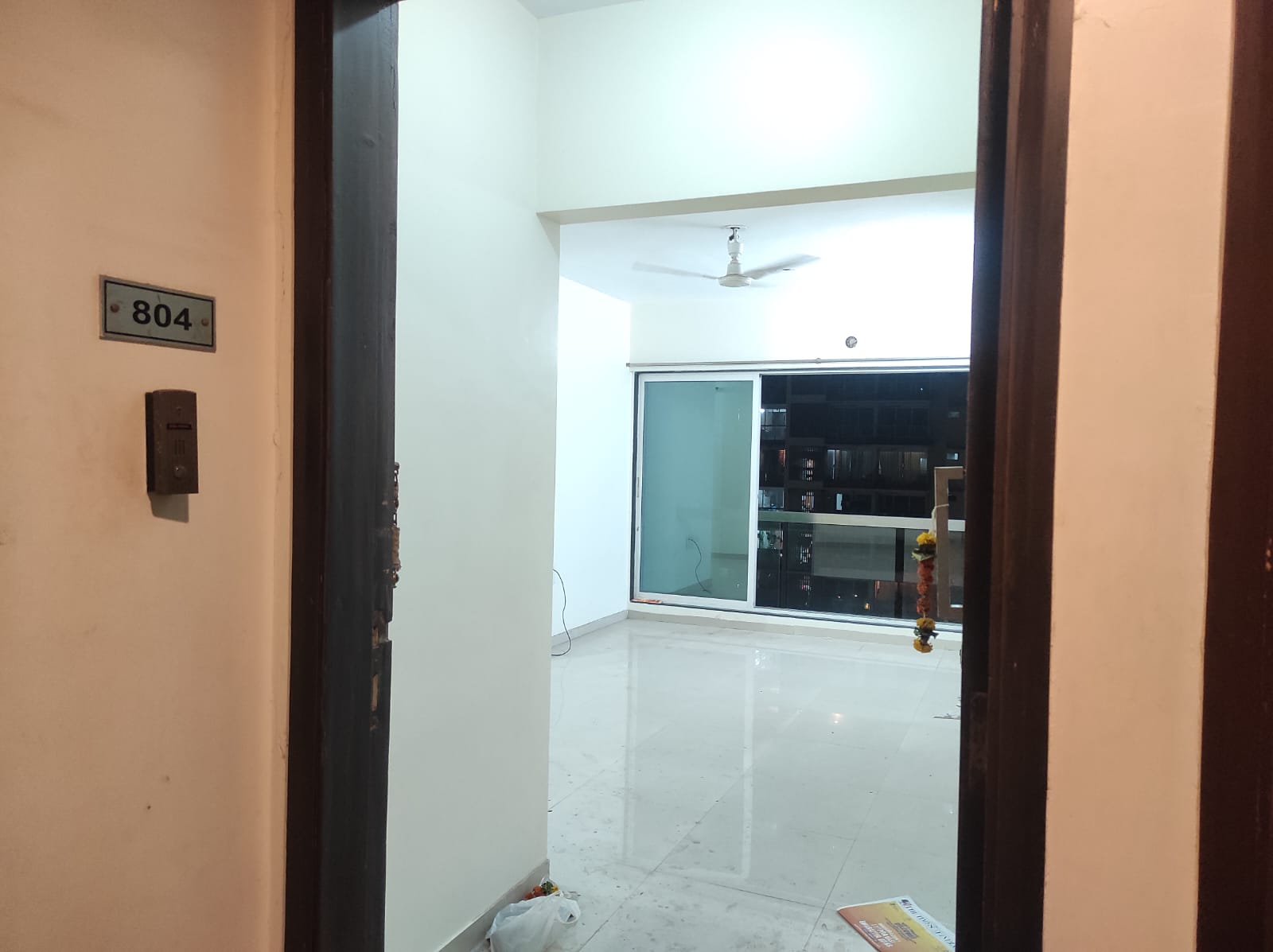 Resale 2 Bedroom 778 Sq.Ft. Apartment in Lokhandwala Infrastructure Spring Grove, Kandivali East