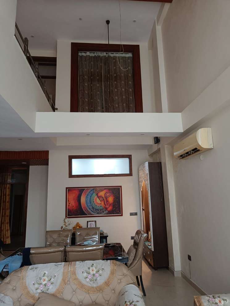 6+ Bedroom 112 Sq.Mt. Independent House in Sector 19 Noida