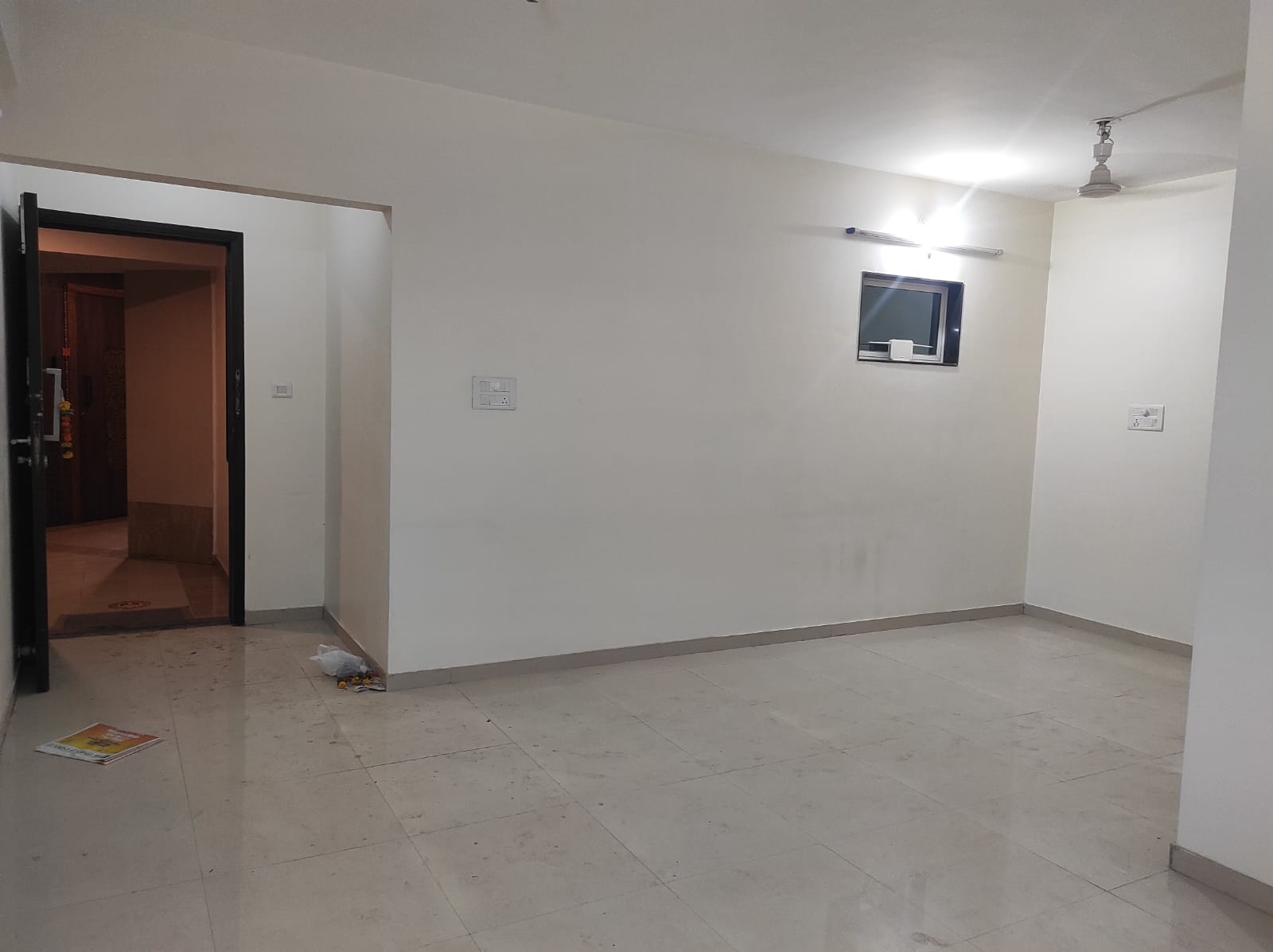 Resale 2 Bedroom 778 Sq.Ft. Apartment in Lokhandwala Infrastructure Spring Grove, Kandivali East