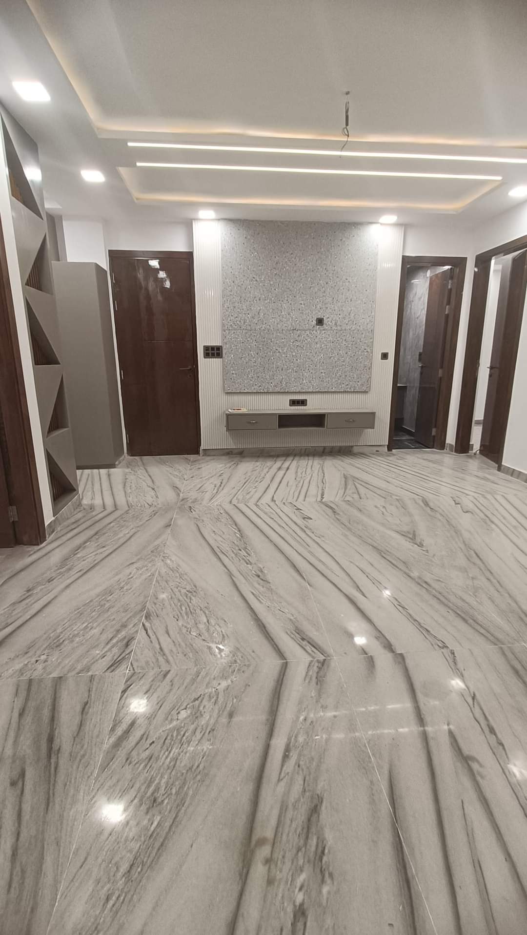 Rental 3 Bedroom 1225 Sq.Ft. Builder Floor in Kohat Enclave Delhi 6170472