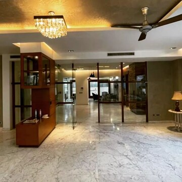 Living Room in 3 BHK Builder Floor at DLF City Gurgaon, Sector 27 – for Rent