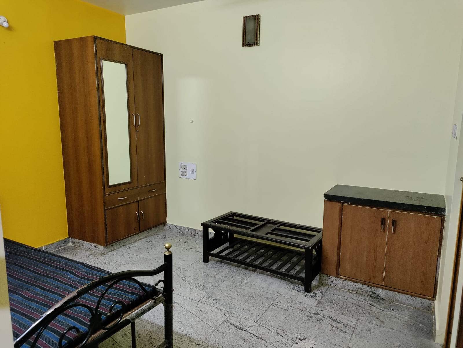 Rental 1 RK 300 Sq.Ft. Builder Floor in Cambridge Layout Bangalore