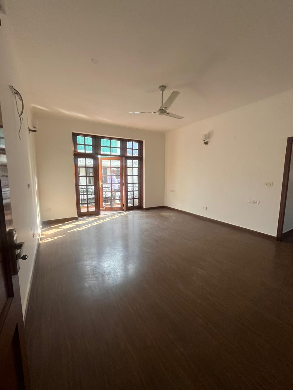Rental 3 Bedroom 1850 Sq.Ft. Apartment in Ardee City Palm Grove Heights