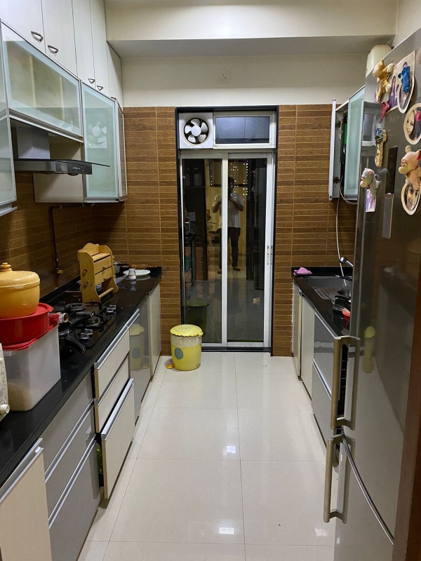 Resale 2 Bedroom 840 Sq.Ft. Apartment in Lokhandwala Infrastructure Spring Grove, Kandivali East