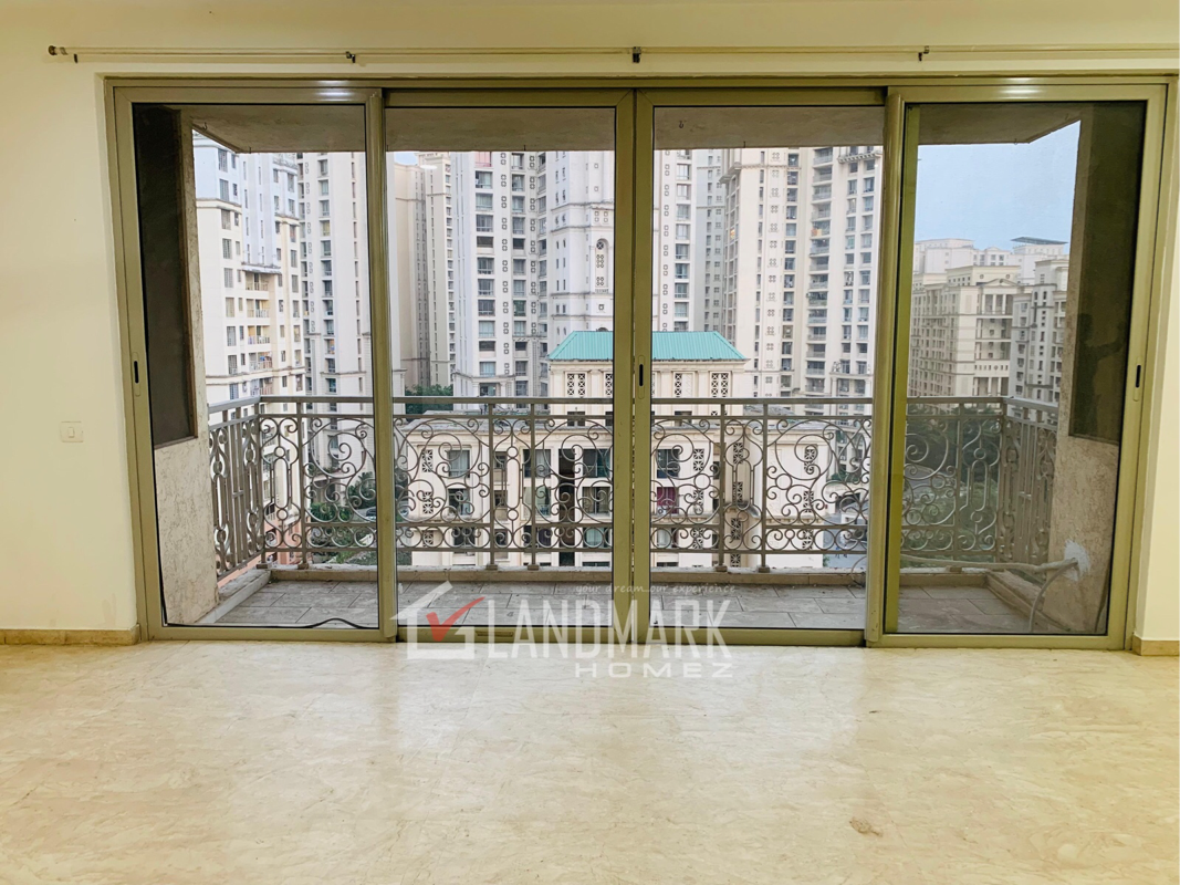 Rental 3 Bedroom 1324 Sq.Ft. Apartment in Hiranandani Cardinal