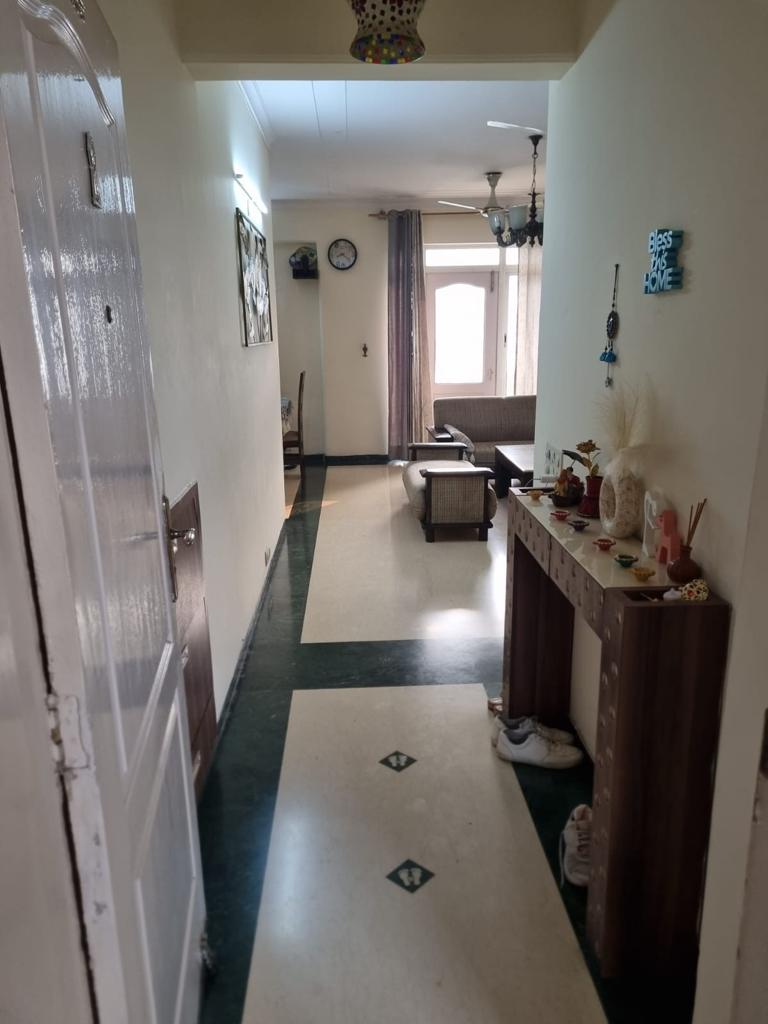 Rental 3 Bedroom 2345 Sq.Ft. Apartment in Bestech Park View City 1