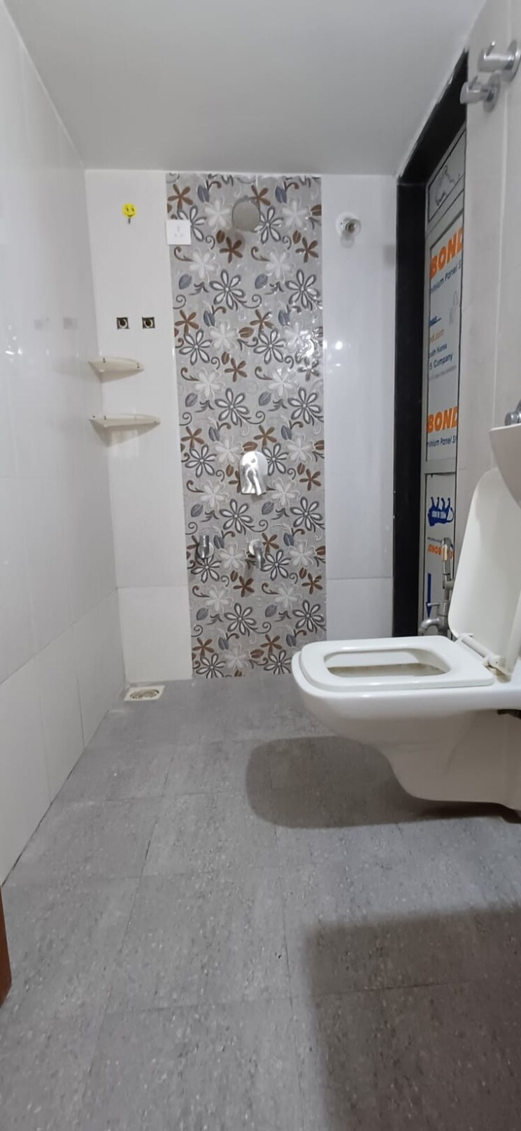 Bathroom, shastri nagar 1 Bedroom 650 Sq.Ft. Apartment In Shastri Nagar Thane 6174820