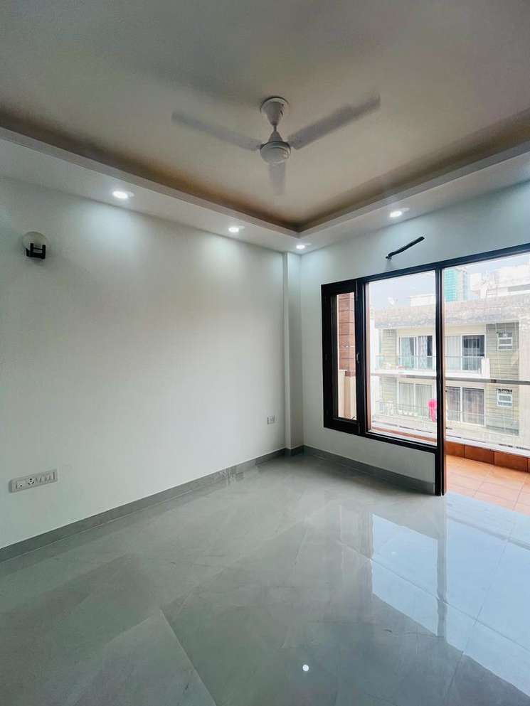 3 Bedroom 200 Sq.Yd. Builder Floor in Sector 48 Gurgaon