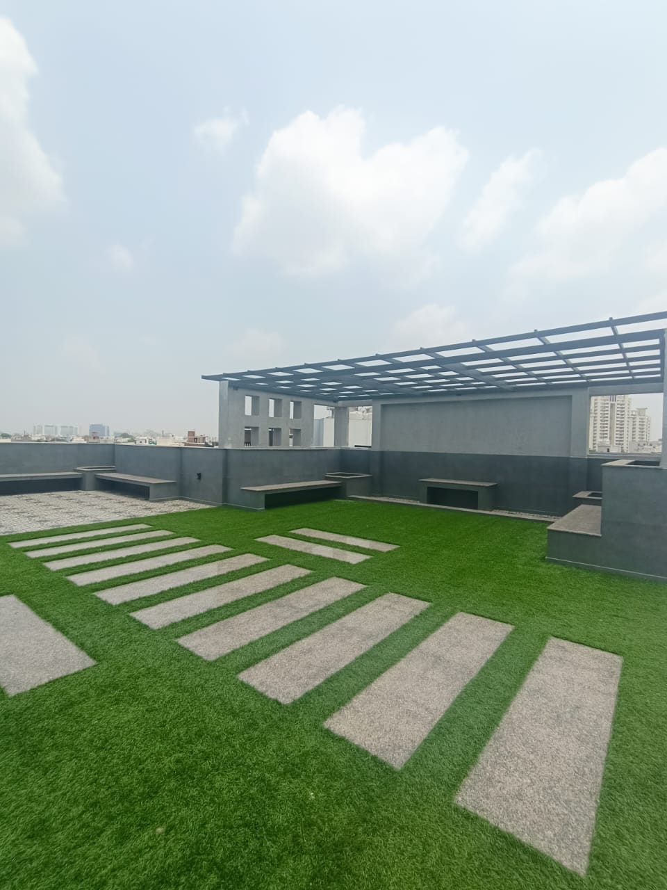 Resale 4 Bedroom 660 Sq.Yd. Builder Floor in Malibu Town Gurgaon 6176339