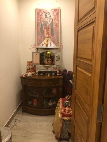 Furnished Amenities in 3 BHK Builder Floor at Sector 85 – for Sale
