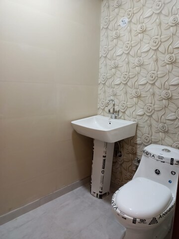 Bathroom in 2 BHK Apartment at Sakinaka – for Rent