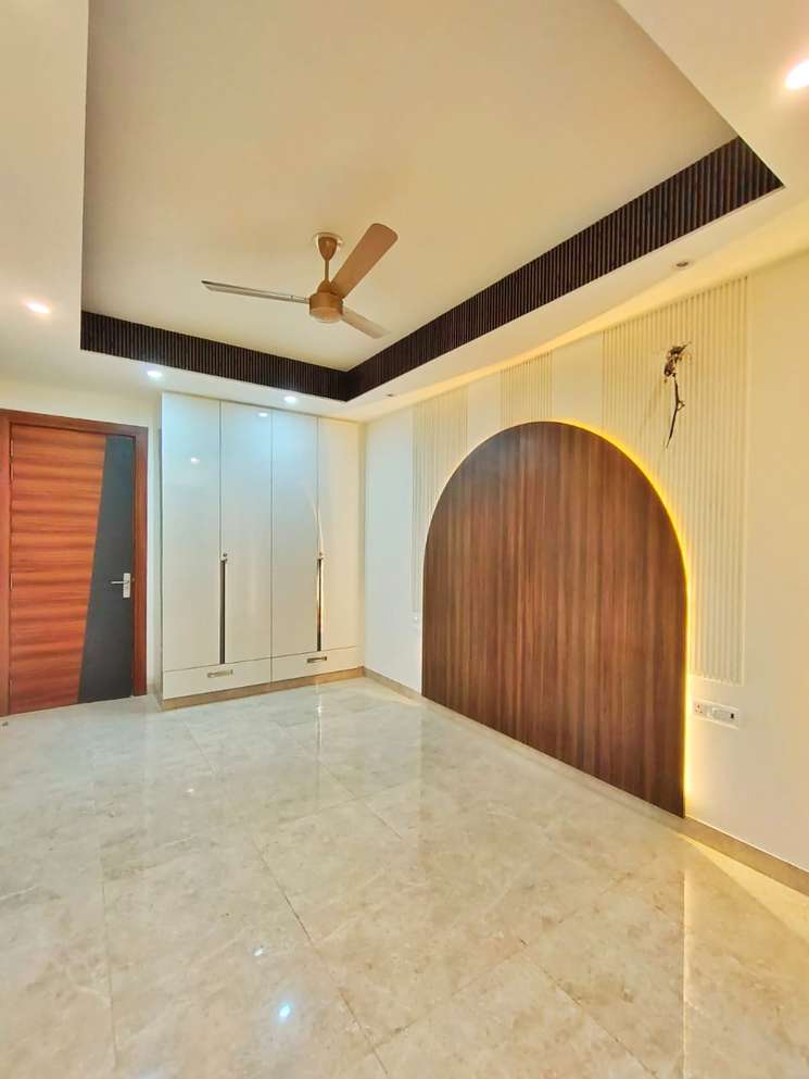 3 Bedroom 200 Sq.Yd. Builder Floor in Sector 56 Gurgaon