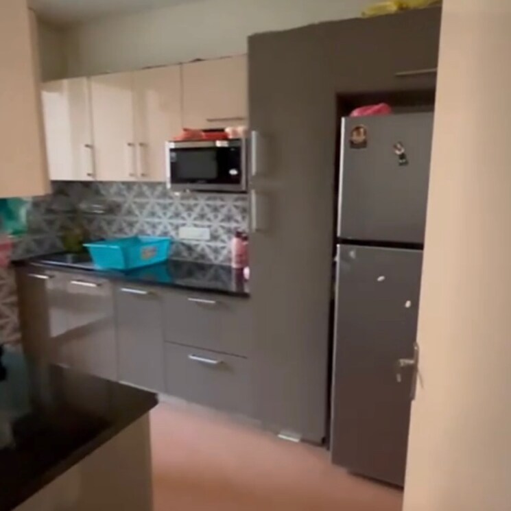 Kitchen, pioneer-park-phase-1 3 Bedroom 1950 Sq.Ft. Apartment In Sector 61 Gurgaon 6179271