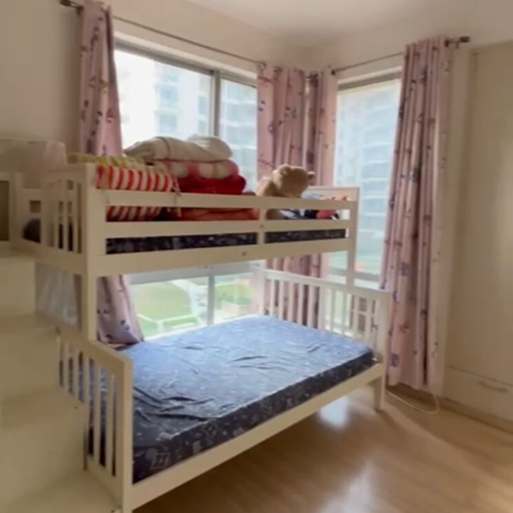 Bedroom, pioneer-park-phase-1 3 Bedroom 1950 Sq.Ft. Apartment In Sector 61 Gurgaon 6179271