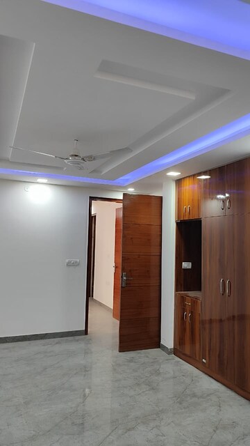 Room in 2 BHK Builder Floor at Sector 88 – for Sale