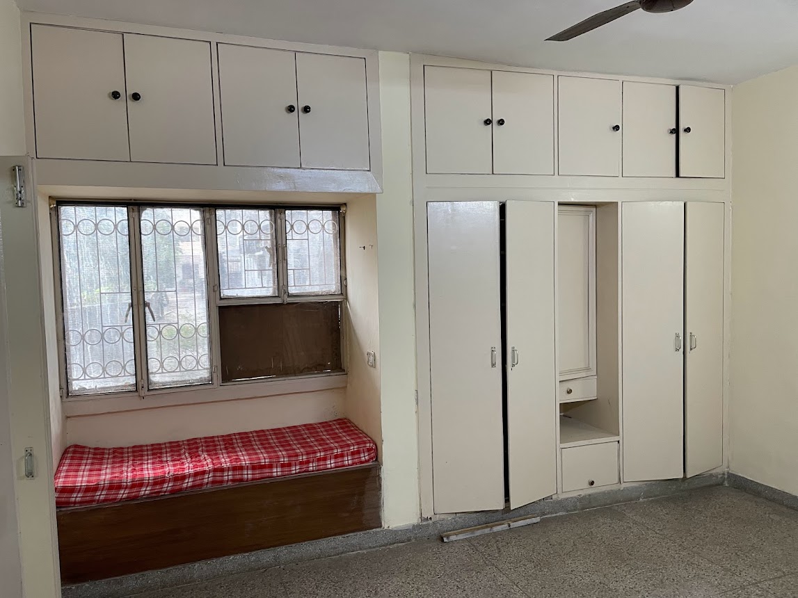 Resale 3 Bedroom 170 Sq.Yd. Apartment in DDA Flats Vasant Kunj, Vasant ...
