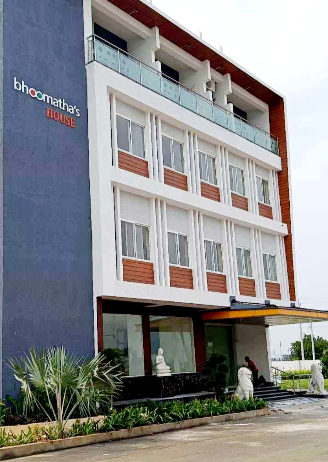 Independent House in Vizag Under 20 Lakhs 1+ Independent House for