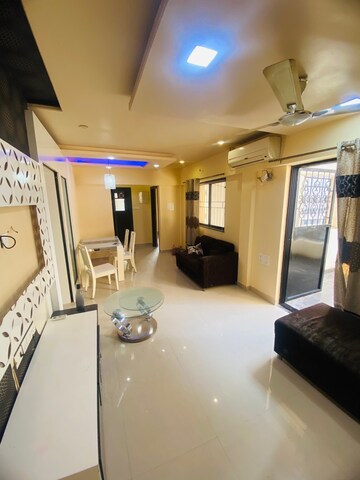 2 BHK Apartment For Rent in Raheja Vistas Phase 3, Mohammadwadi