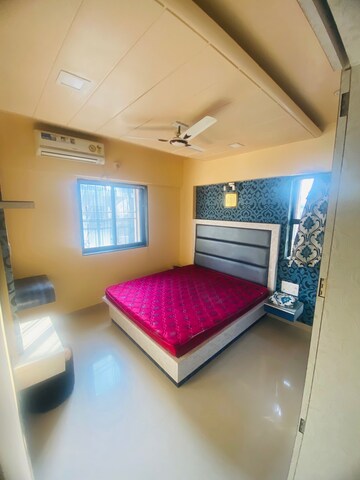 Bedroom in 2 BHK Apartment at Raheja Vistas Phase 3, Mohammadwadi – for Rent