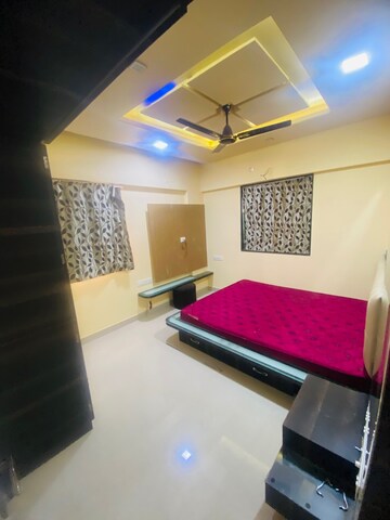 Master Bedroom in 2 BHK Apartment at Raheja Vistas Phase 3, Mohammadwadi – for Rent