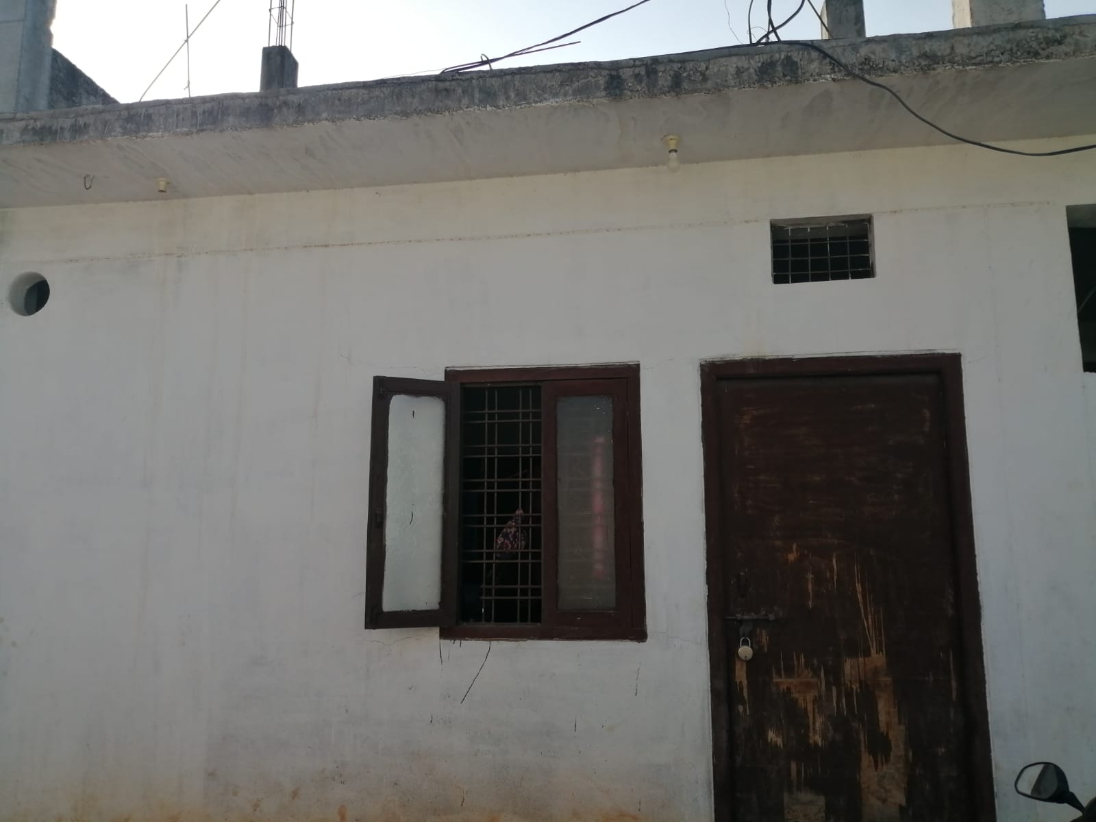 11+ Independent House near Hanuman Temple, Tellapur Hyderabad for Sale
