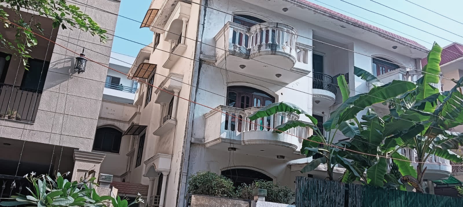 Resale 6+ Bedroom 5000 Sq.Ft. Independent House in DLF City Phase III, Sector 24 Gurgaon 6183438