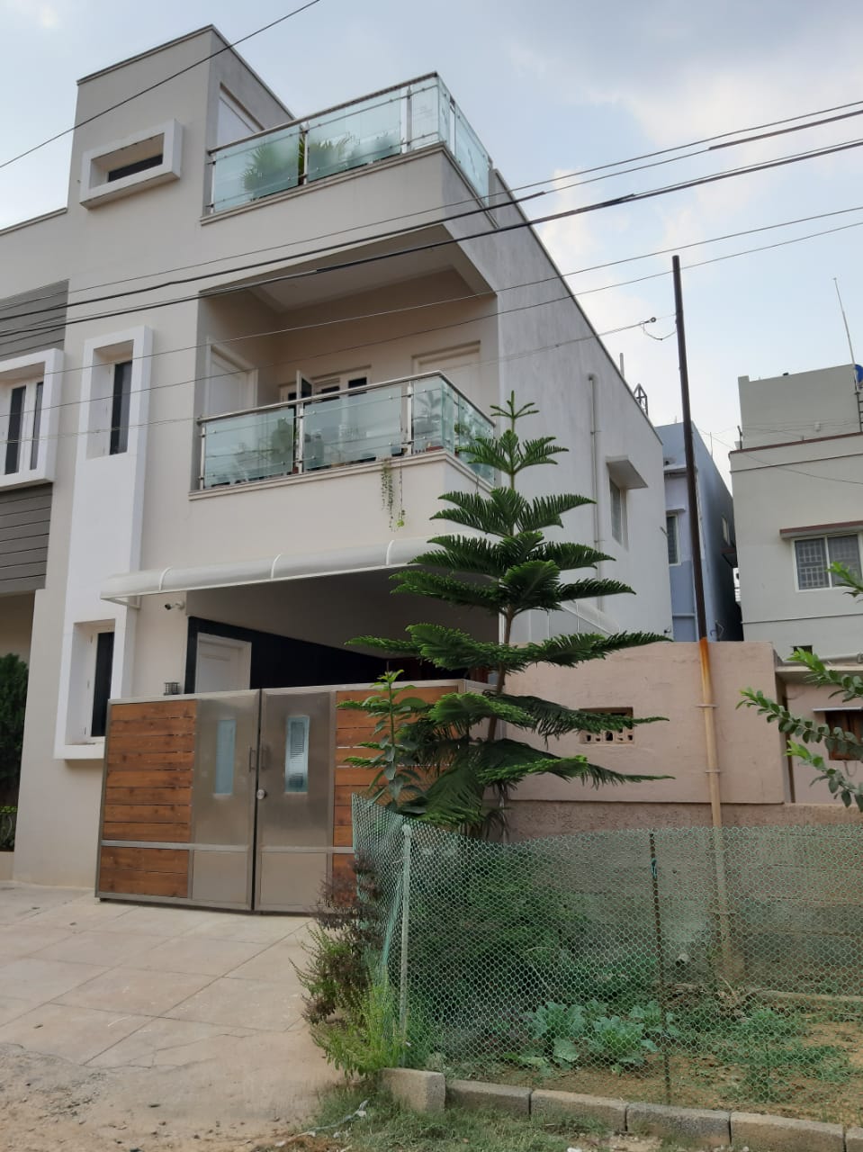 Resale 3 Bedroom 1800 Sq.Ft. Villa in Sycon Horamavu, Horamavu