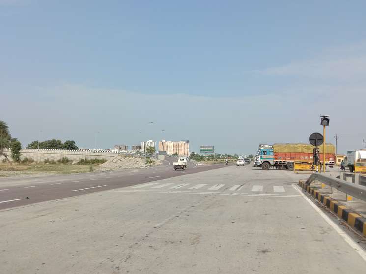 Commercial Industrial Plot 5000 Sq.Ft. in Sultanpur Road Lucknow