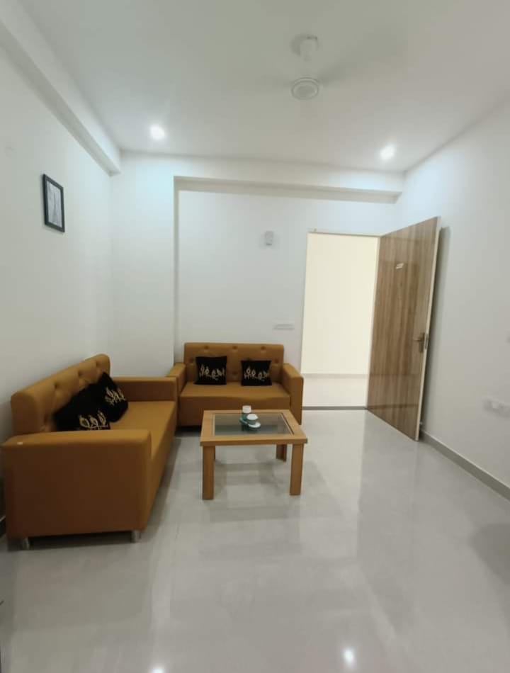 Rental 1 Bedroom 650 Sq.Ft. Apartment in Ajmera Infinity, Electronic
