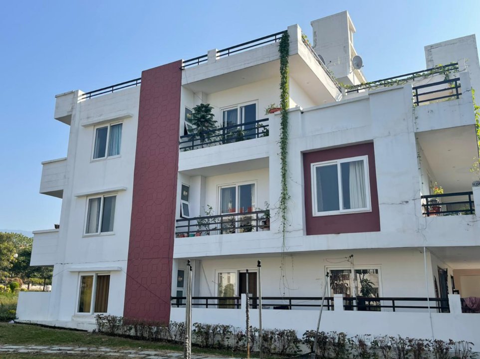 Rental 3 Bedroom 150 Sq.Yd. Independent House in Sahastradhara Road